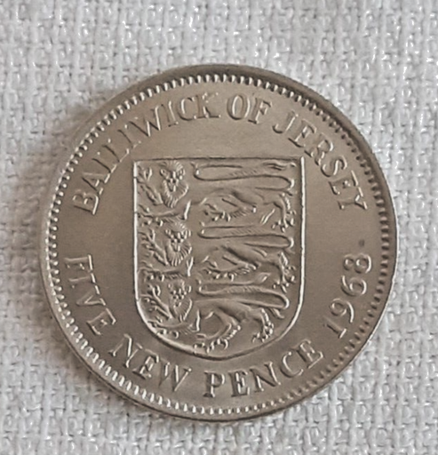 [196895092653] Jersey 1968 5 pence coin lightly circulated