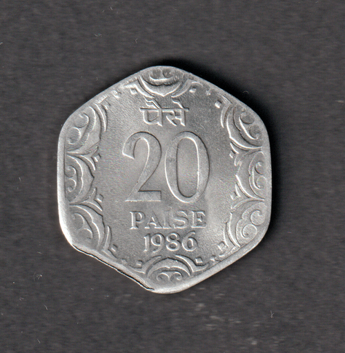 [197127956498] India 20 Paise 1986 clipped planchette error coin nice circulated condition