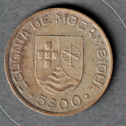 [196968637517] Portugal Mozambique 1935 $5 .650 silver coin circulated condition